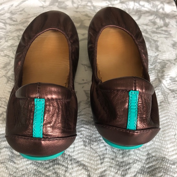 Limited ed. Raspberry Truffle Tieks by Gavrieli - Picture 4 of 11